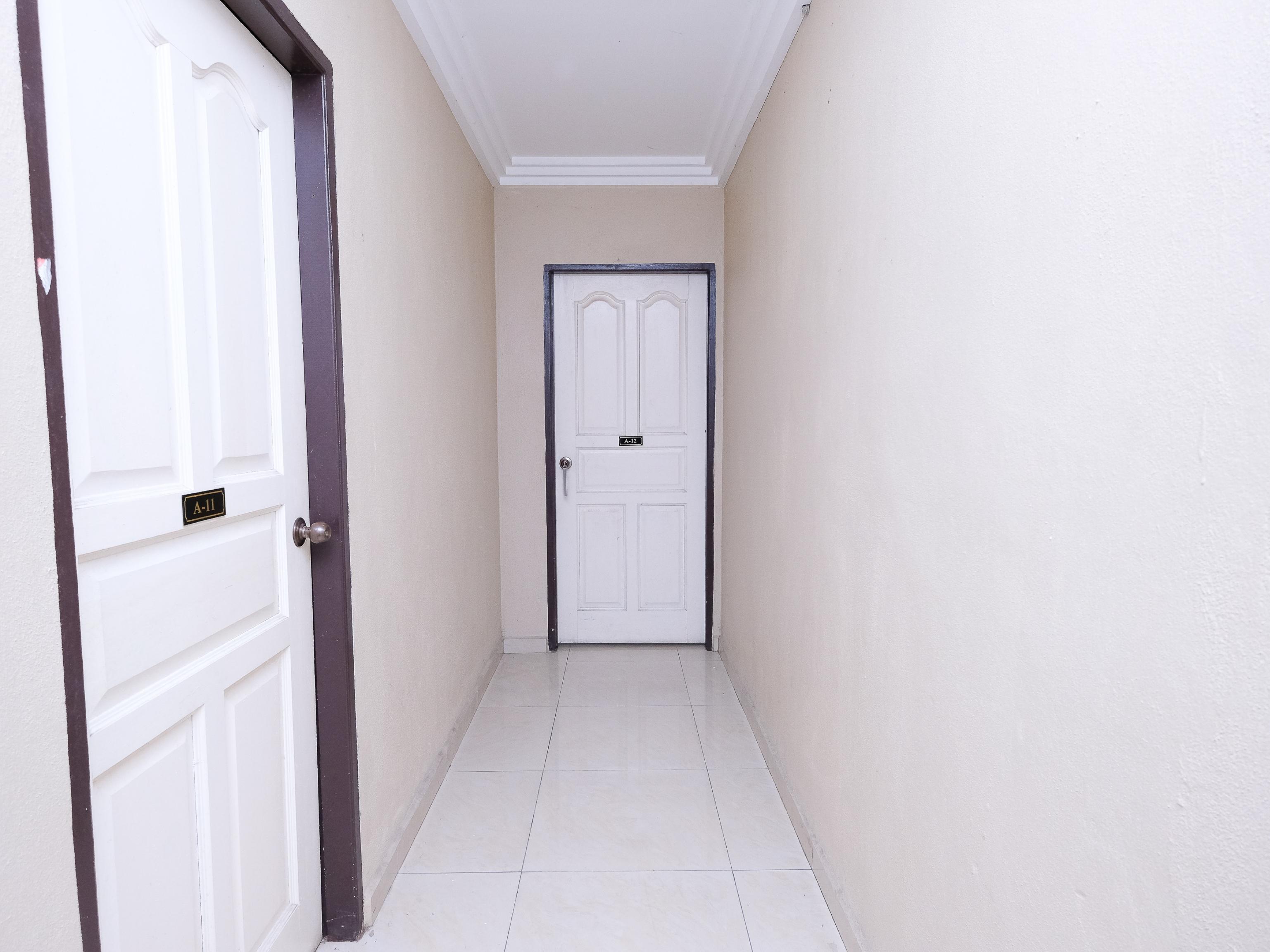 Oyo 717 Mr J Hotel Wakaf Che Yeh 2 Exterior photo
