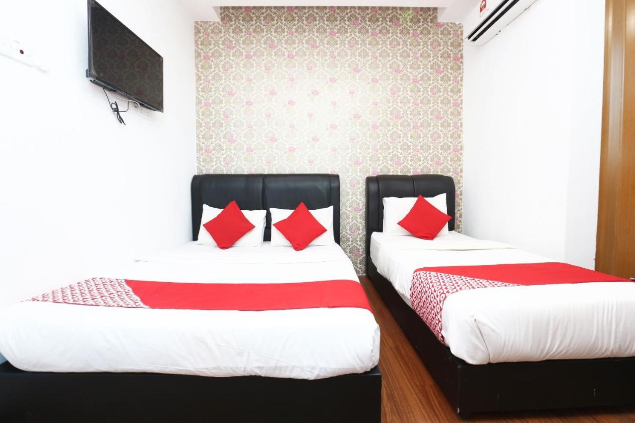 Oyo 717 Mr J Hotel Wakaf Che Yeh 2 Exterior photo